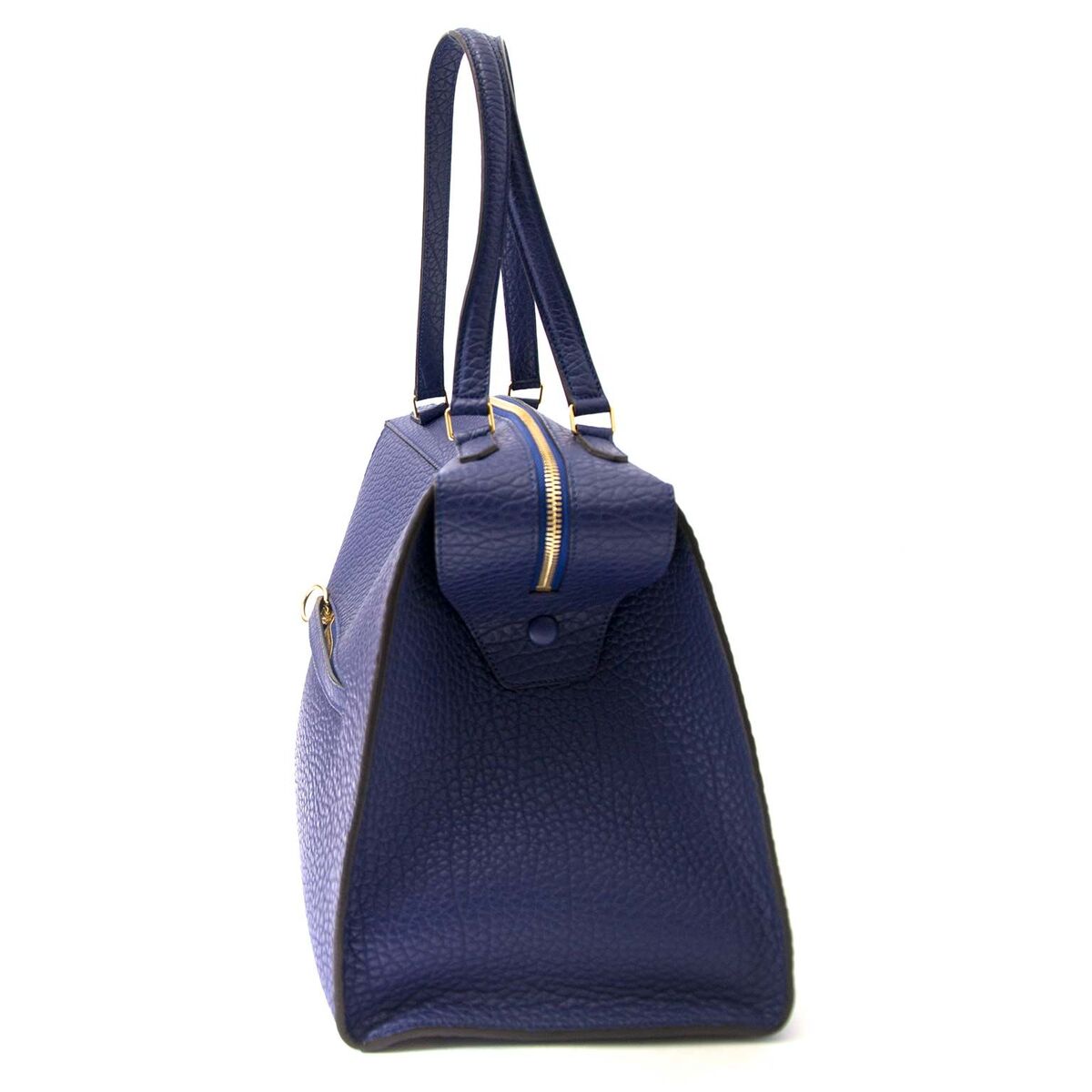 Kaufen Sie ein authentisches Céline Indigo Medium Ring Bag Kalbsleder zum richtigen Preis im LabelLOV Vintage Webshop. Sicherer Online-Einkauf.