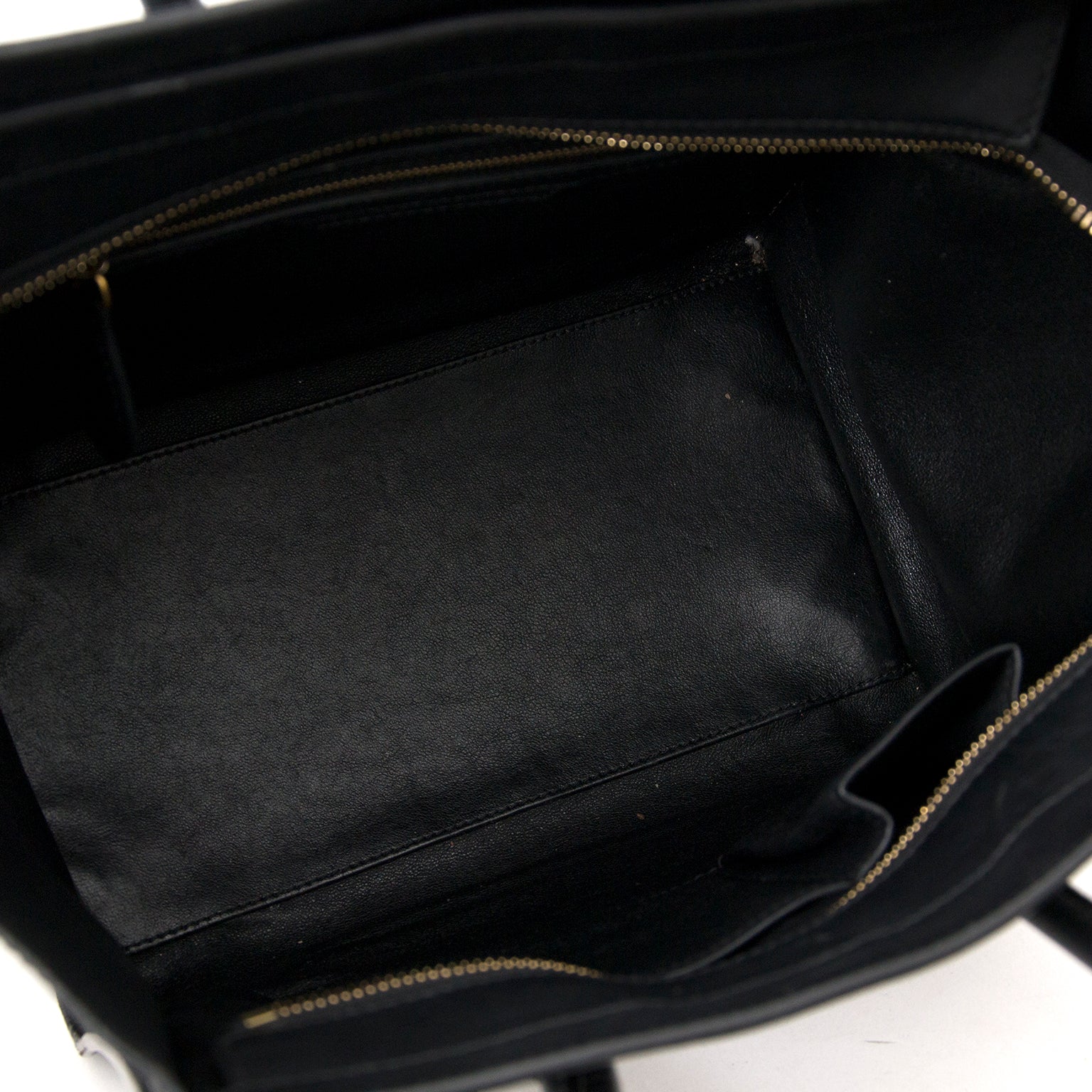 We buy and sell your Céline Black Luggage Handbag for the best rates
