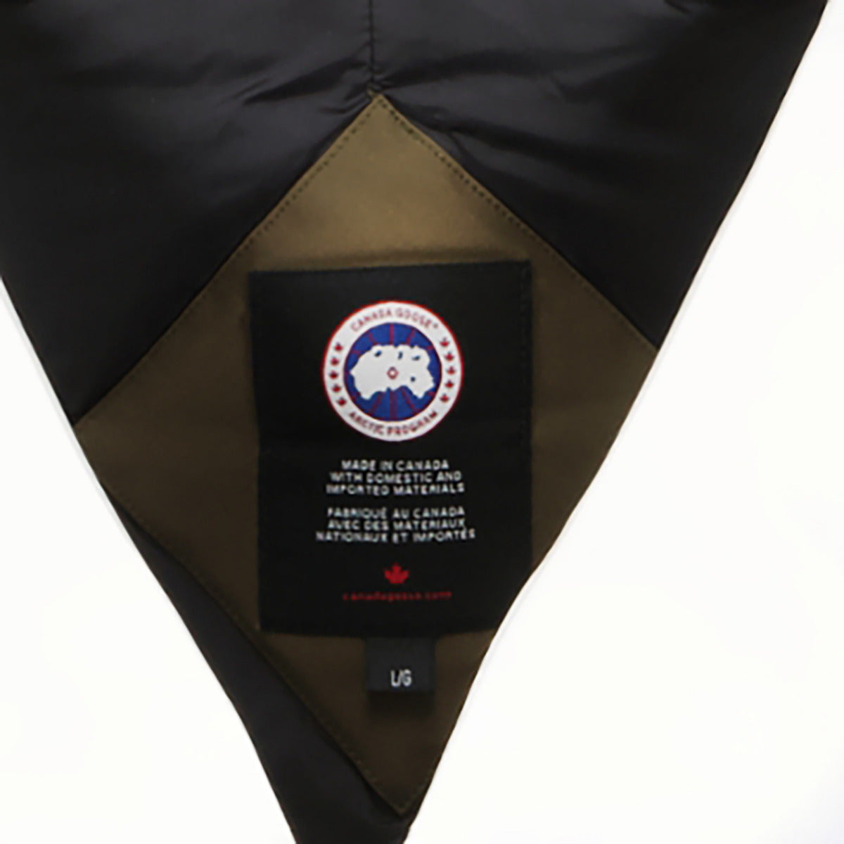 Canada Goose Military Green Victoria Parka - Size L pour le meilleur prix chez Labellov à Anvers Belgique