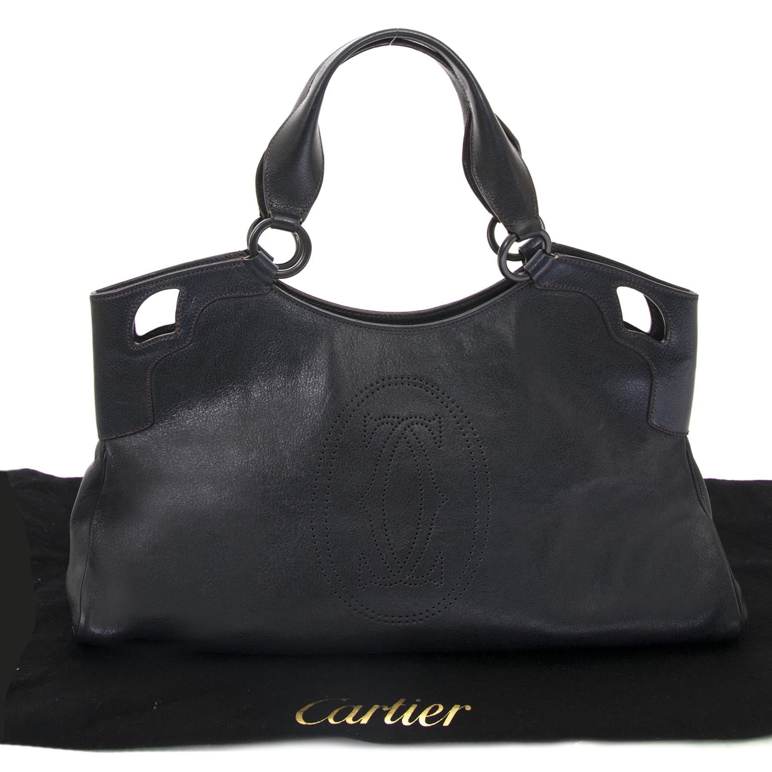 achetez Cartier Blue Leather Marcello Handbag chez labellov pour le meilleur prix