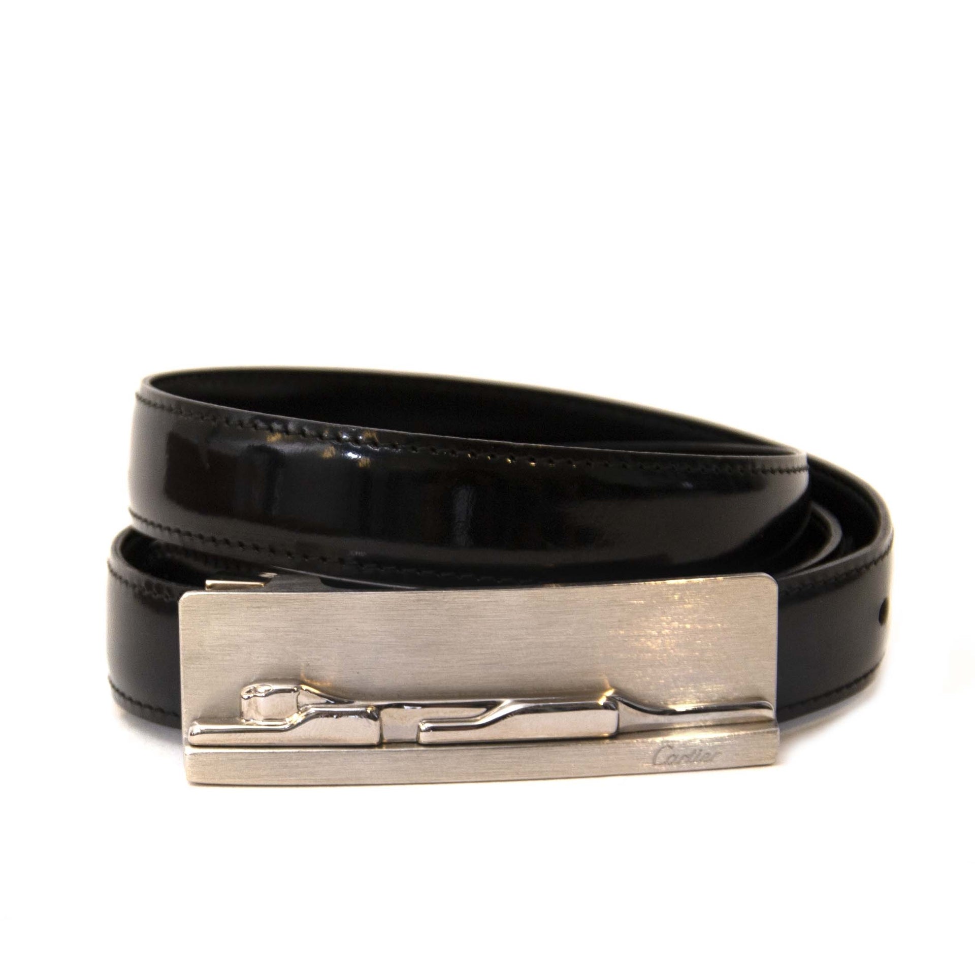 Cartier Black Patent Leather Belt - Size 90. Buy this authentic second hand vintage Céline Black Belt Golden Details at online webshop LabelLOV. Safe and secure shopping. Koop deze authentieke Céline Black Belt Golden Details bij online webshop LabelLOV.