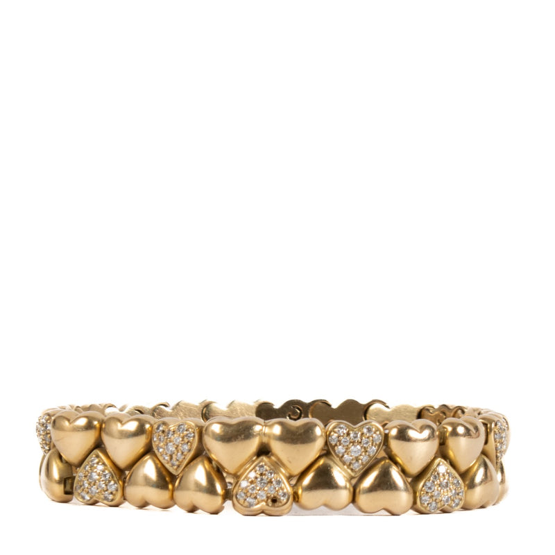 Shop safe online at Labellov in Antwerp, Brussels and Knokke this 100% authentic second hand Cartier Gold Double Coeur Diamonds Bracelet