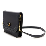 Vintage Dior crossbody for the best price at Labellov webshop. Safe and secure online shopping with 100% authenticity. Vintage Dior crossbody pour le meilleur prix.