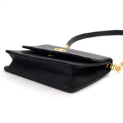 Vintage Dior crossbody for the best price at Labellov webshop. Safe and secure online shopping with 100% authenticity. Vintage Dior crossbody pour le meilleur prix.