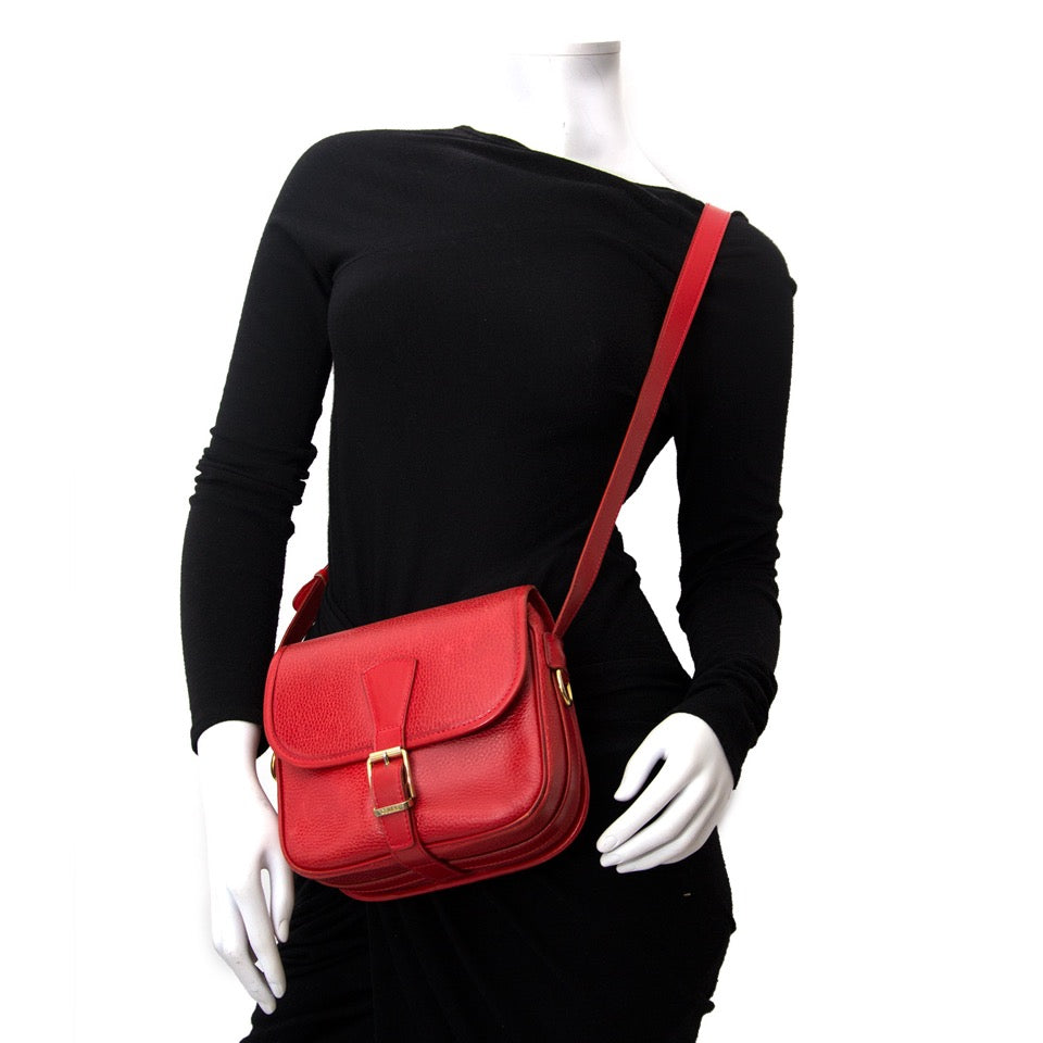 Vintage Céline shoulder bag for the best price at Labellov webshop. Safe and secure online shopping with 100% authenticity. Vintage Céline sac à epaule pour le meilleur prix.