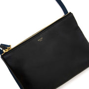 acheter en ligne chez labellov.com pour le meilleur prix Céline Trio noir & bleu Crossbody Bag