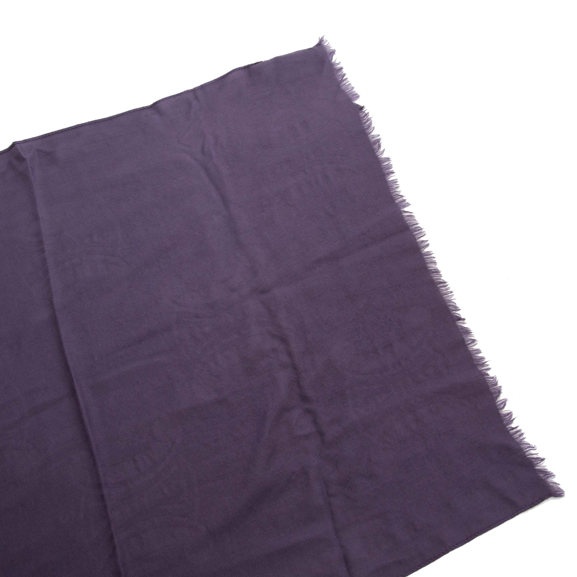 Céliné Purple Cashmere Scarf now for sale at labellov vintage fashion webshop belgium