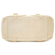 Buy authentic Celine handbag at the best price at Labellov. Safe and secure shopping. Koop tweedehands authentieke Celine handtassen bij Labellov in Antwerpen. Celine Quilted Creme Front Pocket Handbag