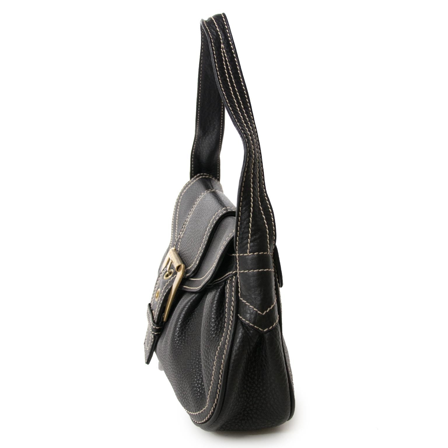 achetez Céline Black Stiched Leather Buckle Shoulder Bag chez labellov