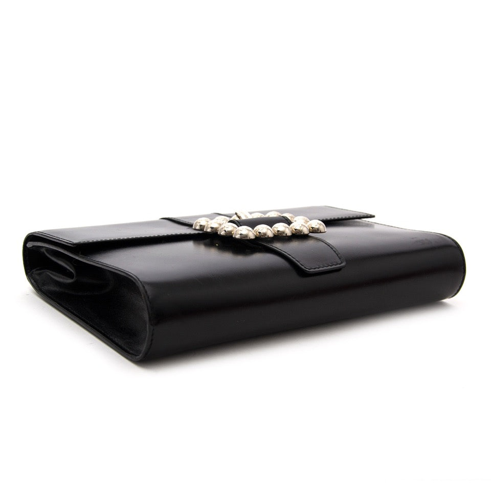 Vintage Céline clutch for the best price at Labellov webshop. Safe and secure online shopping with 100% authenticity. Vintage Céline clutch pour le meilleur prix.