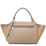 acheter en ligne pour le meilleur prix sac a main Celine Beige Trapeze Bag .