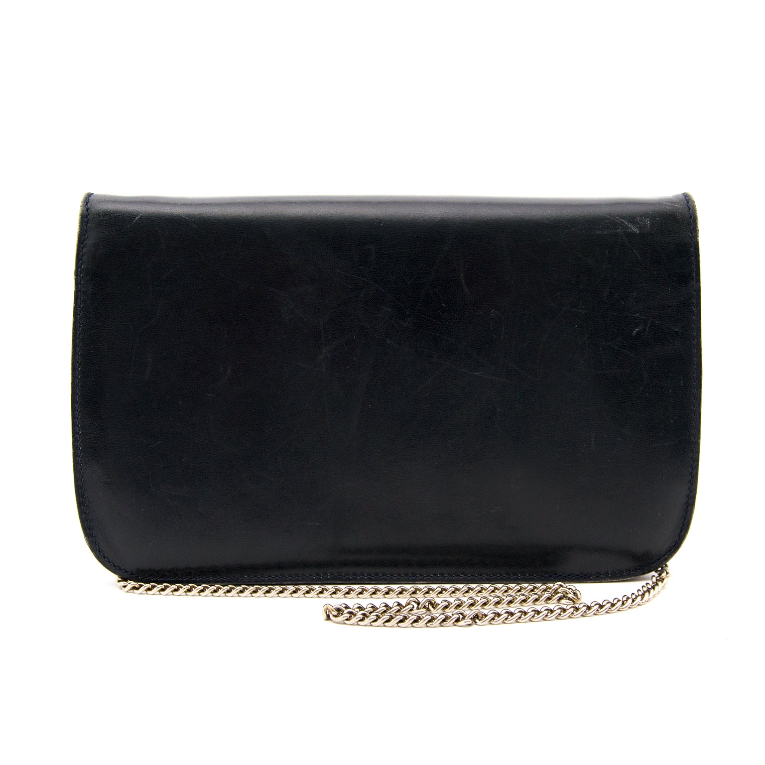 Buy and sell your preloved designer bags for the best rates online at Labellov luxury