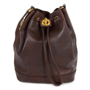 acheter en ligne seconde main The drauwstring finished with gold hardware opens to a spacious main compartment wich features one open side pocket.