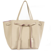 Authentieke tweedehands Céline Small Beige Calfskin Cabas Phantom with Fuchsia Interior juiste prijs veilig online winkelen LabelLOV webshop luxe merken winkelen Antwerpen België mode fashion