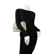 Acheter un Chanel Beige Phyton 2.55 Jumbo Flap Bag chez Labellov.