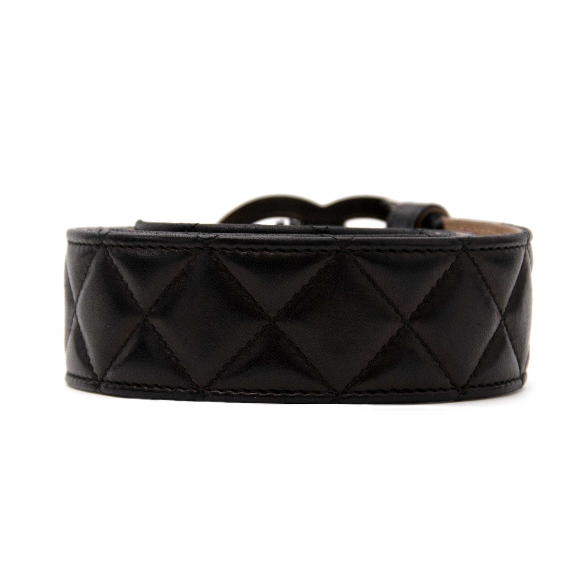 Acheter votre ceinture Chanel en cuir noir pour le meilleur prix chez Labellov à Anvers