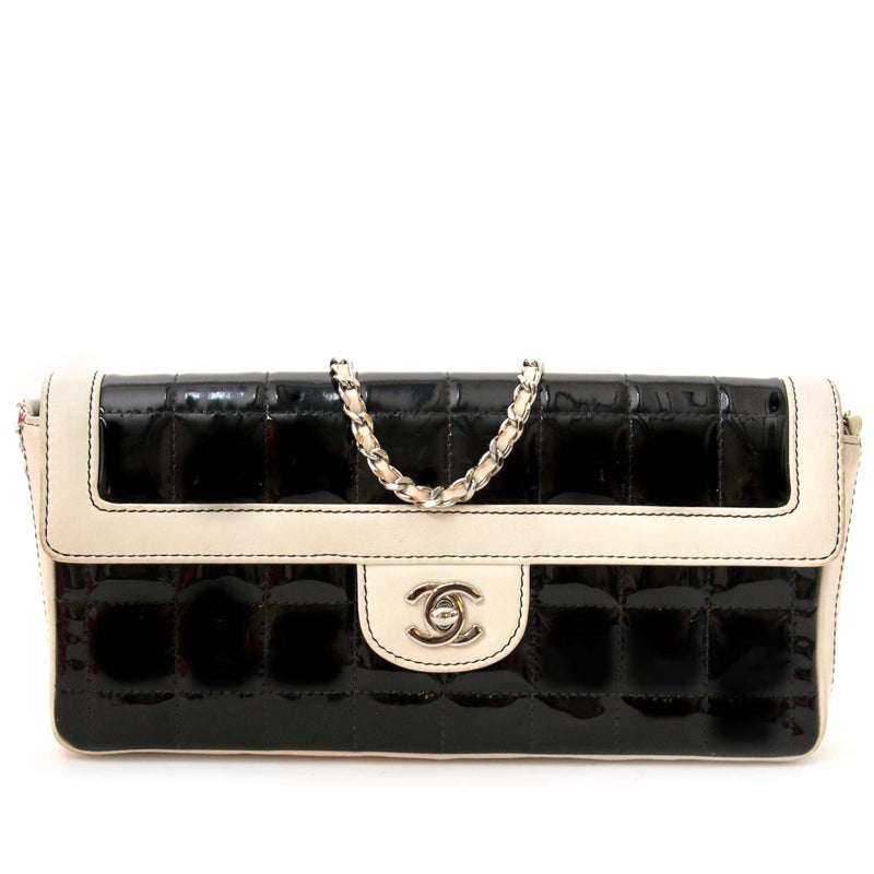 Chanel Black Patent Cube Shoulder Bag for the best price at Labellov