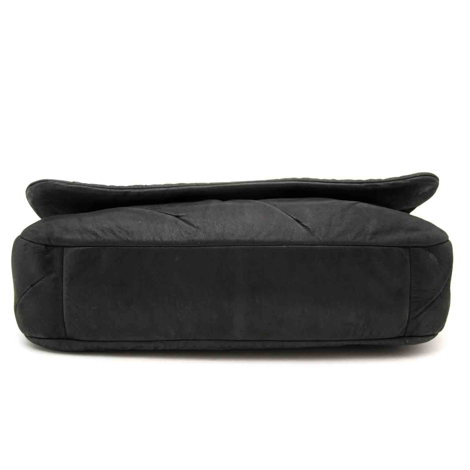 secondhand luxury for the best price online available at Labellov