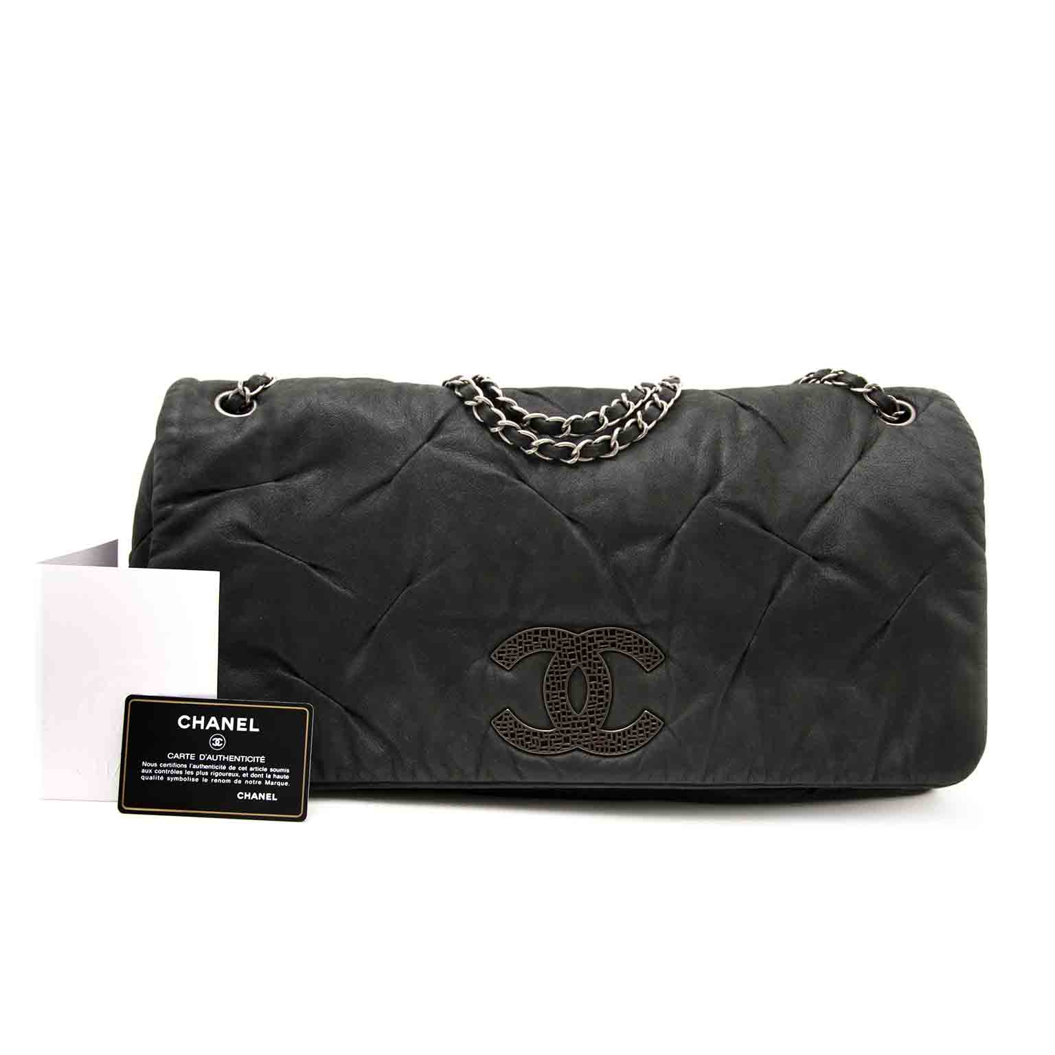 Acheter secur en ligne votre sac a mains en cuir noir pour le meilleur prix chez Labellov