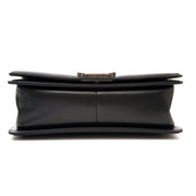 koop veilig online aan de beste prijs 2de hands 100% authentieke chanel boy lamsleder