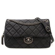 Acher en ligne chez Labellov.com Chanel Black Quilted Flap Bag