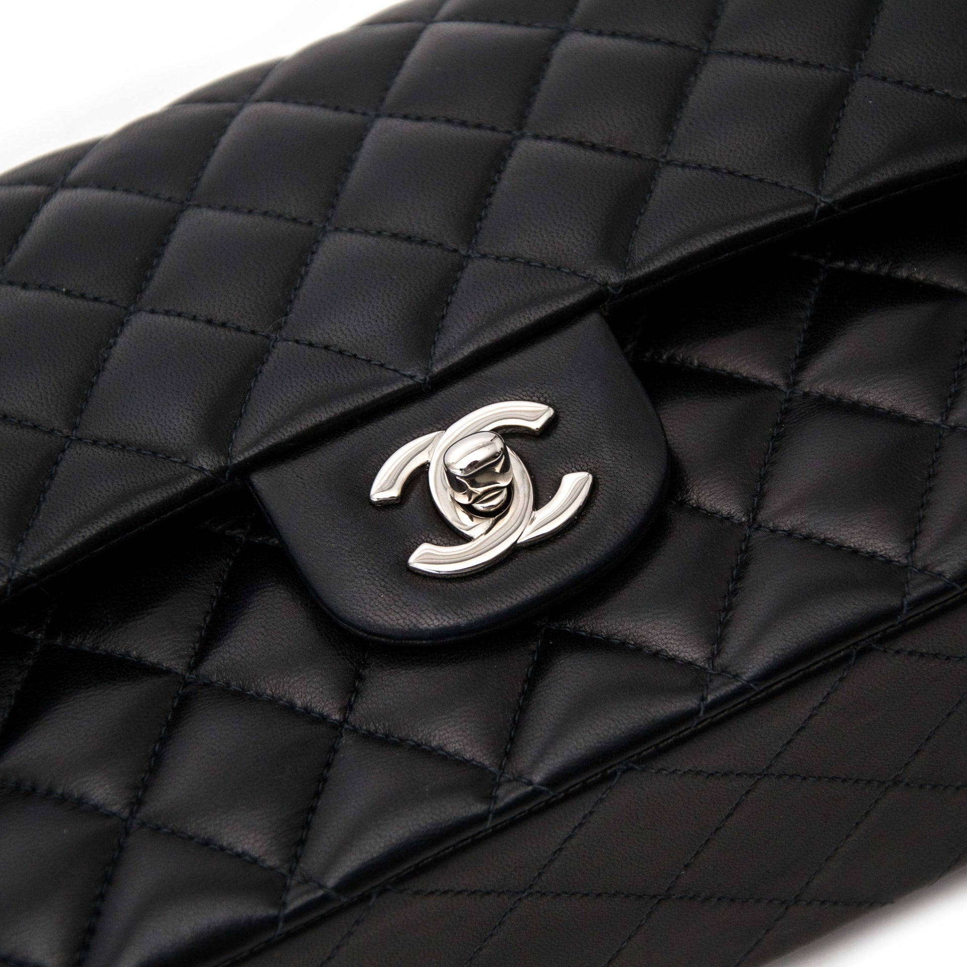 Chanel Classic Flap Bag Medium Calfskin PHW