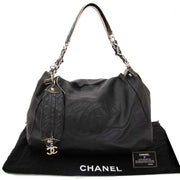 Chanel Large Black Shopper te koop bij Labellov tweedehands luxe in Antwerpen, Brussel of Gent.