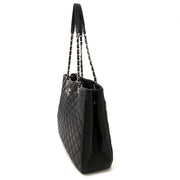 koop veilig online tegen de beste prijs *As New* Chanel Large Black Classic Tote Bag