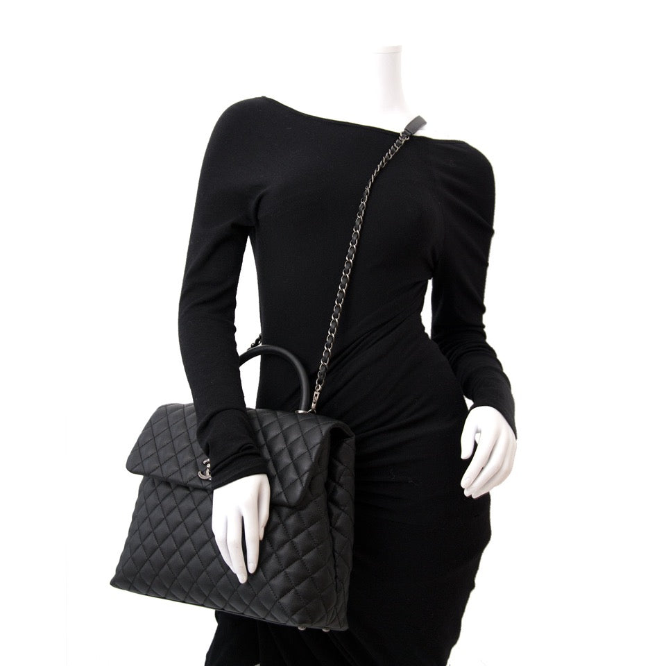 acheter en ligne pour le meilleur prix Brand New Chanel Coco Top Handle Bag Quilted Caviar Medium