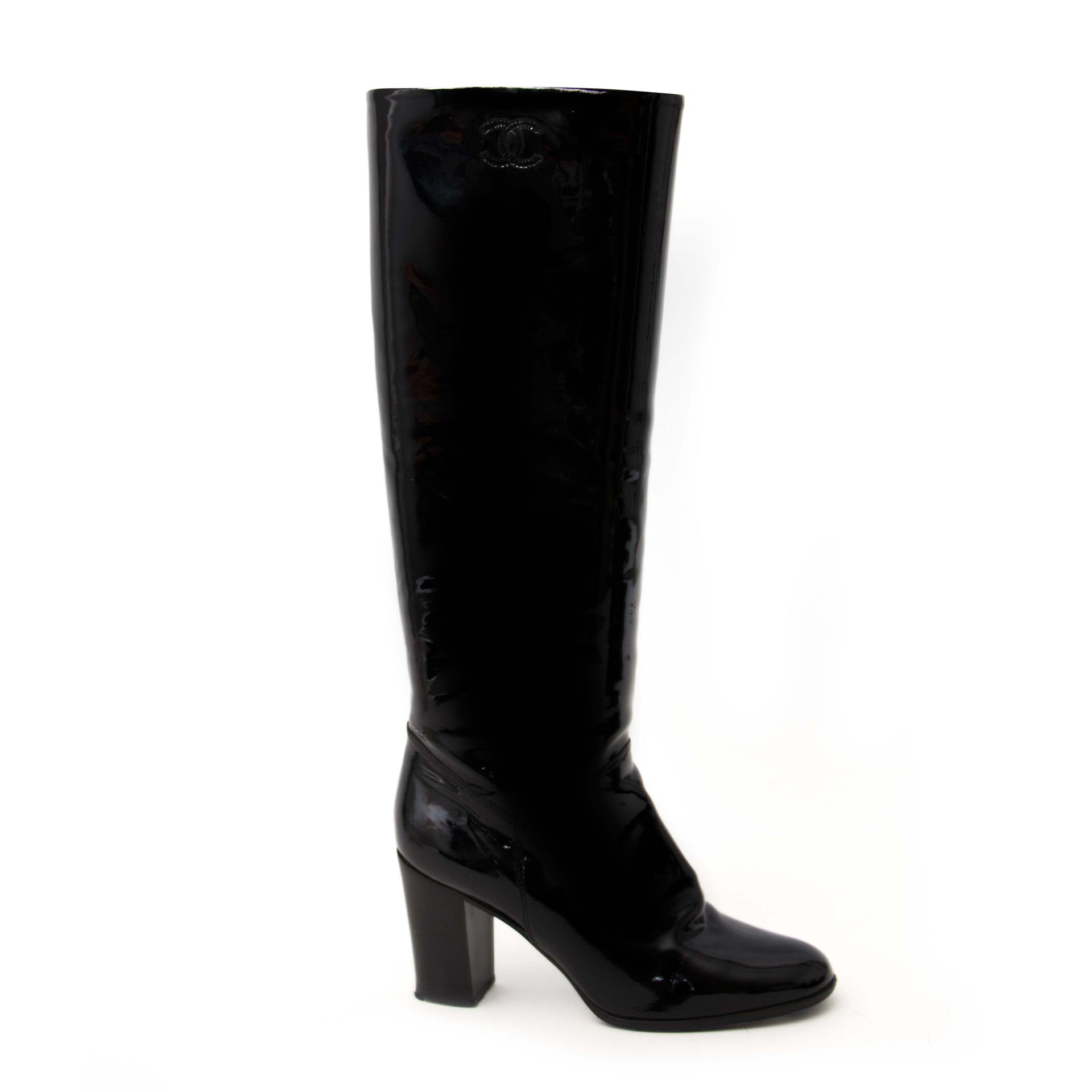 acheter en ligne seconde main Chanel Black Patent Boots