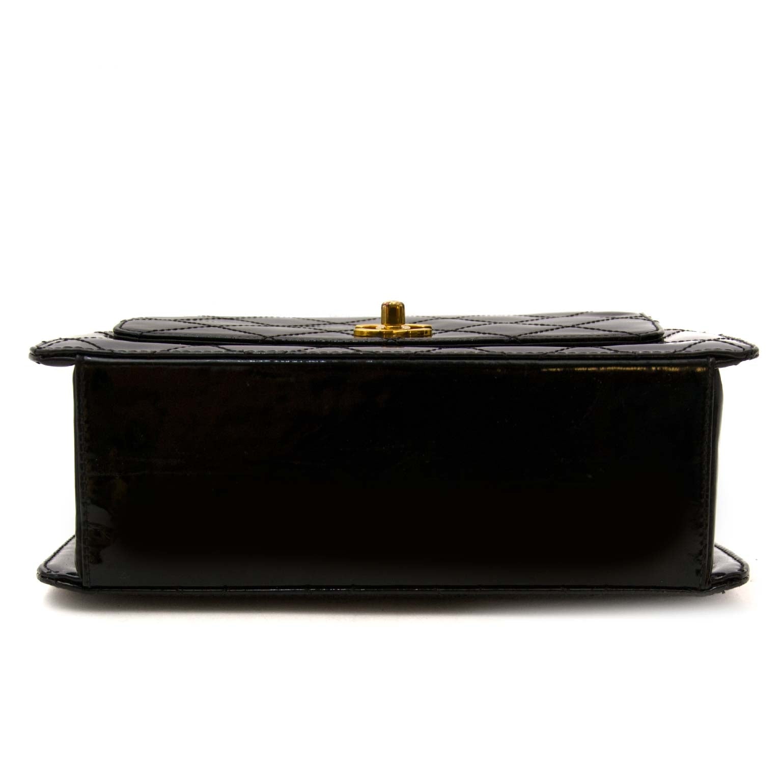 Chanel patent tassen bij Labellov vintage webshop aan de laagste prijs
