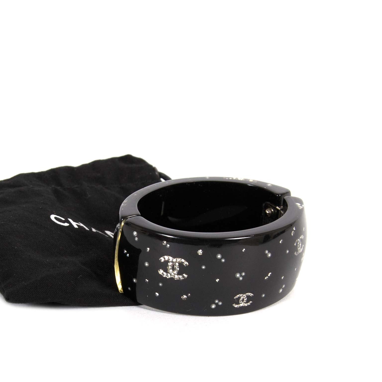 koop Chanel Black Double C Bracelet bij labellov aan de beste prijs