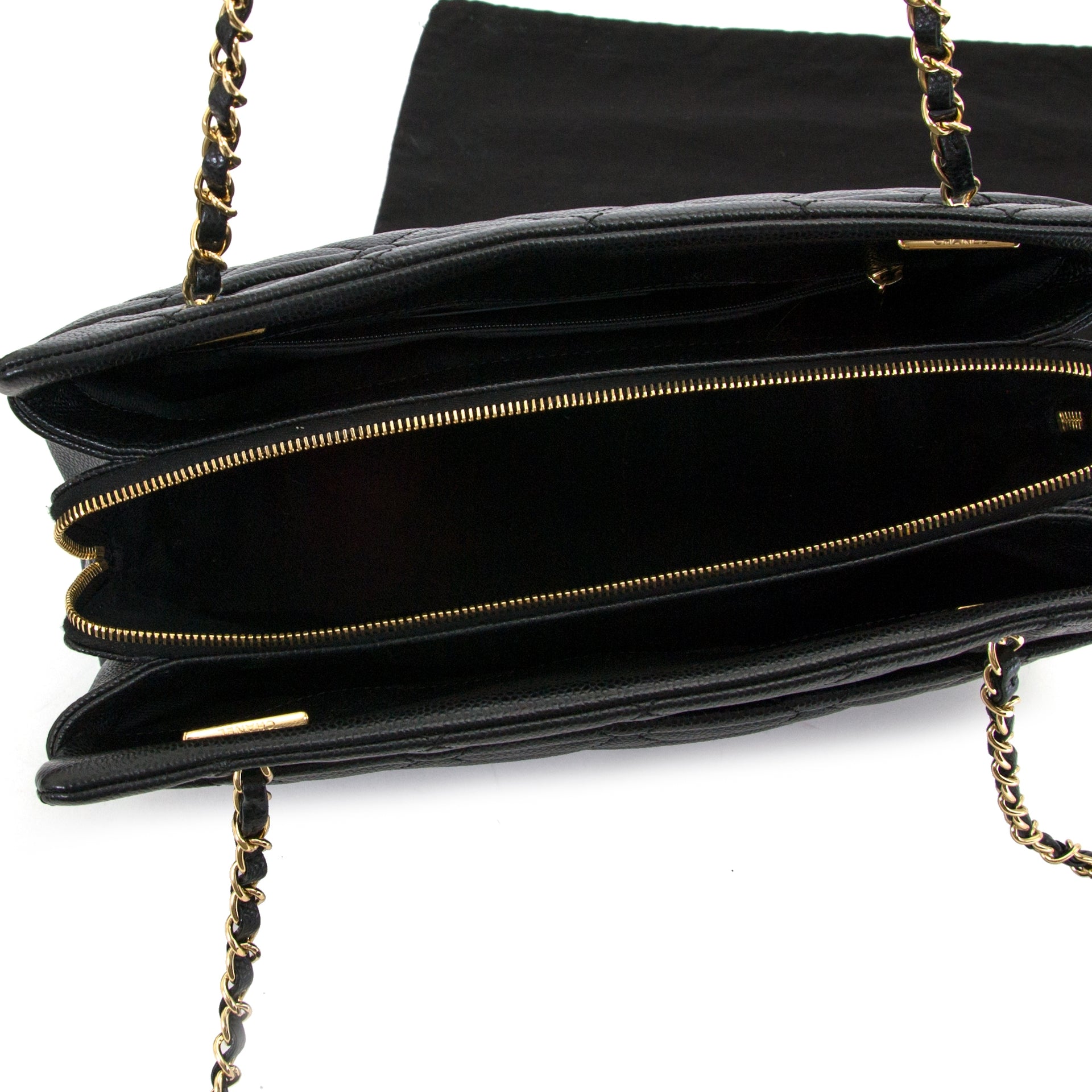 Sac cabas Chanel en cuir de caviar noir