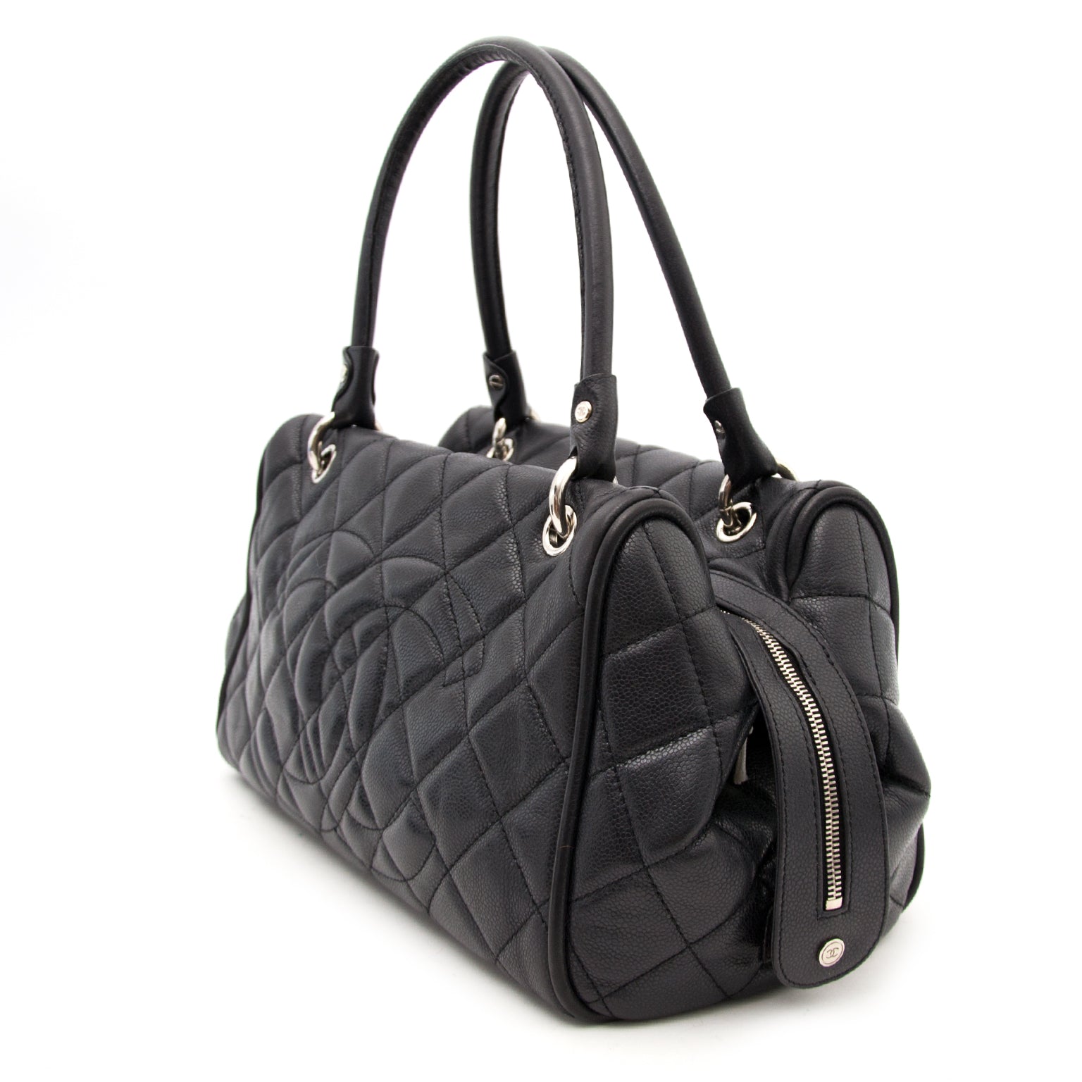 Acheter en ligne chez Labellov.com Chanel Black Caviar Shopping Tote Bag.
