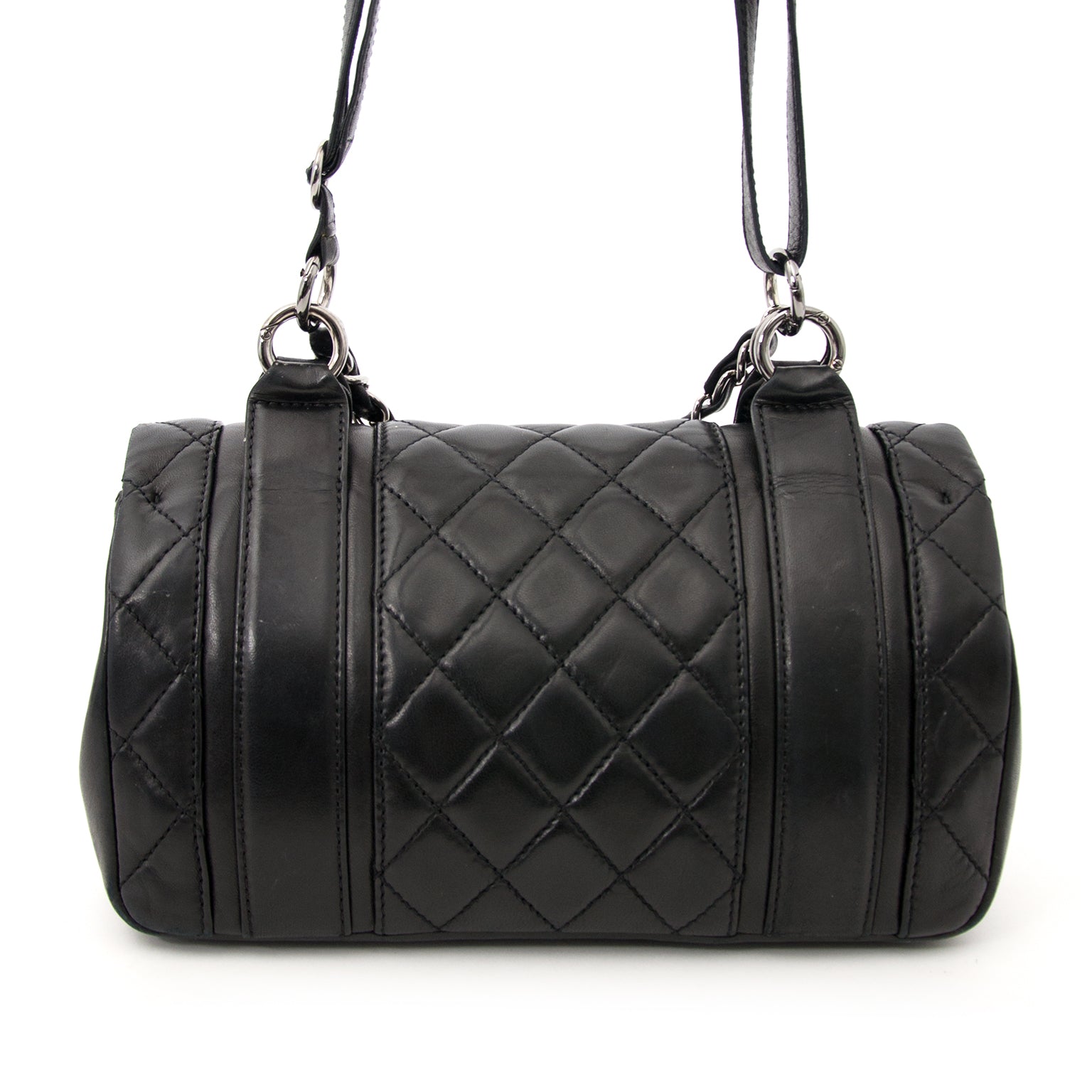 comme neuf seconde main 100% authentic Chanel Black Shoulder Bag