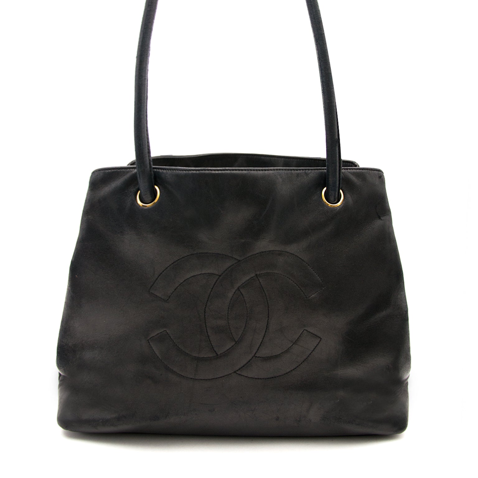 Buy your authentic Chanel Black Leather Shopper for the best price available online