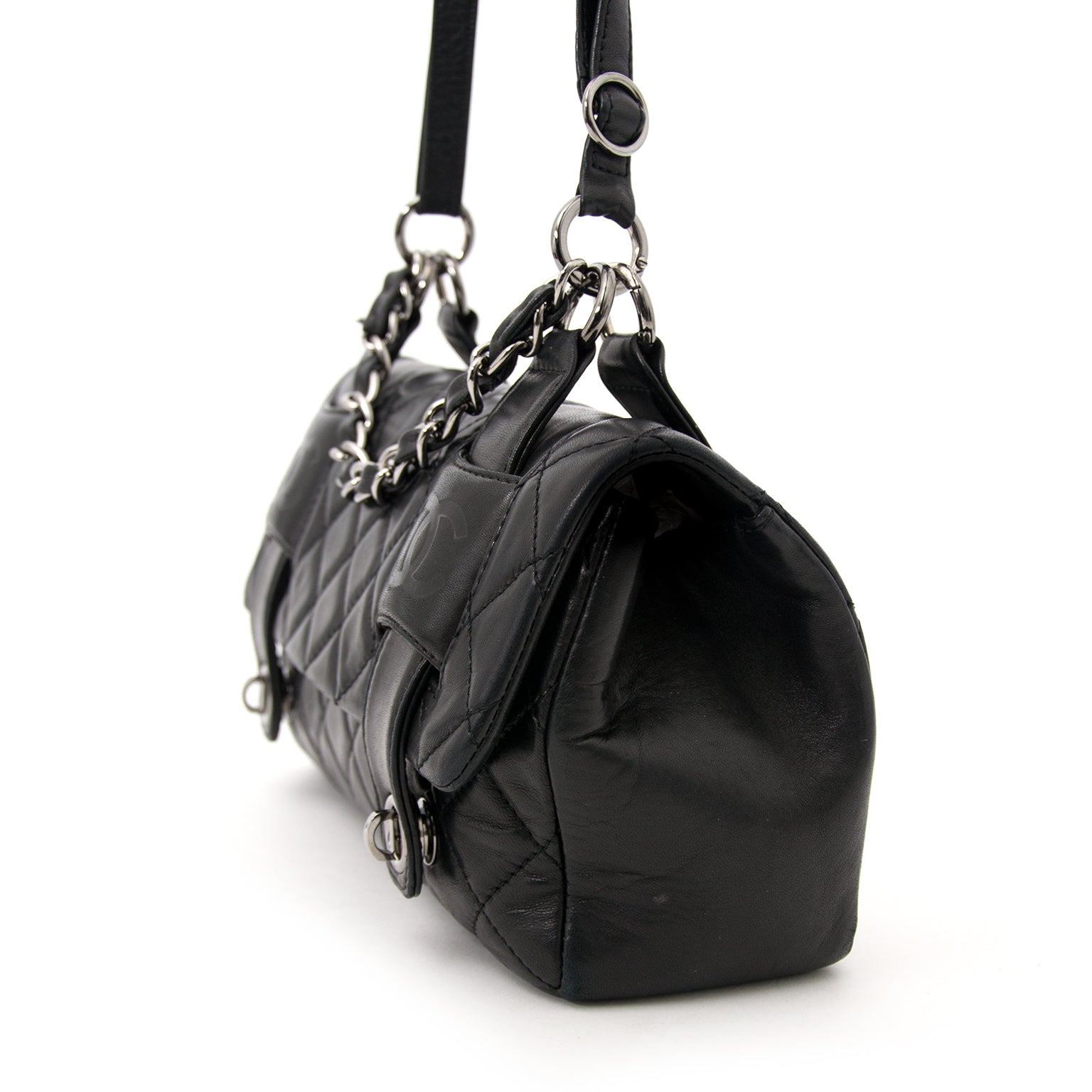 koop online aan de beste prijs Chanel Black Shoulder Bag