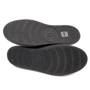 Koop uw Chanel Black Suede Mesh High-Top Lace-Up Sneakers veilig bij Labellov.