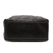 Buy the Chanel Black Limited Edition Metallic Chain Shopping Tote at Labellov, the best Belgian showroom and webshop for designer items and secondhand bags.