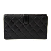 shop your luxury secondhand at the best price webshop and boutique Chanel Classic Black Lambskin Wallet
