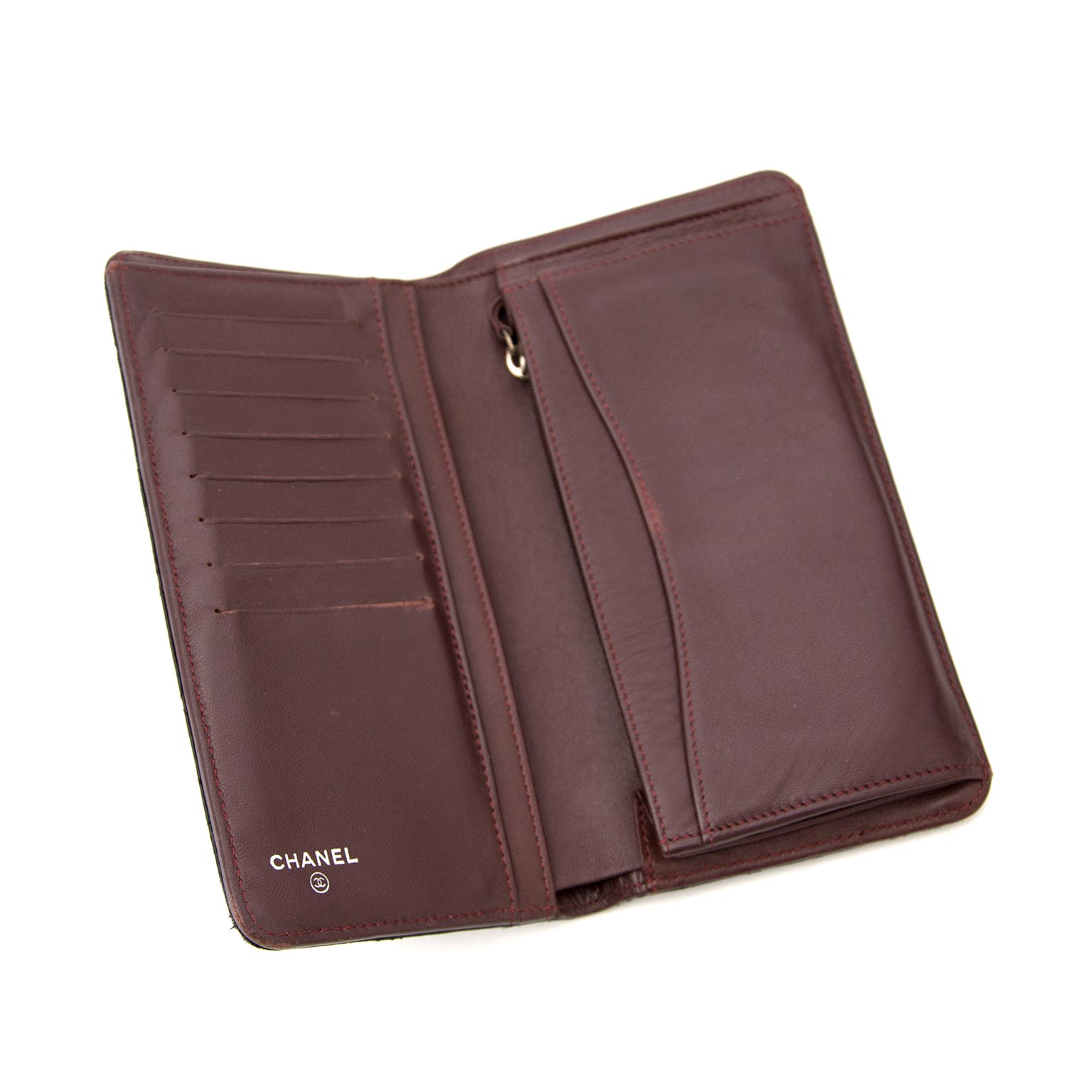 Koop en verkoop uw designer handtassen en accessoires op labellov.com voor de beste prijs chanel black wallet