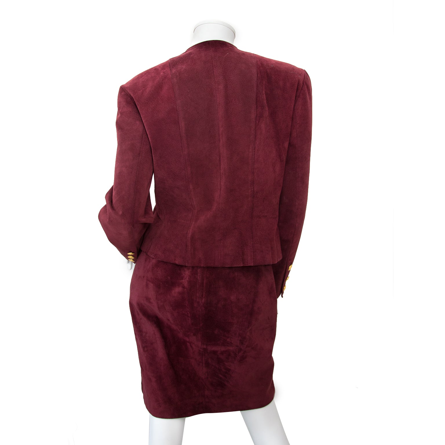 Chanel Bordeaux Nubuck Ensemble en ligne chez labellov.com pour le meilleur prix.