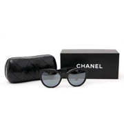 acheter en ligne seconde main sac a main Chanel Pantos Signature Sunglasses