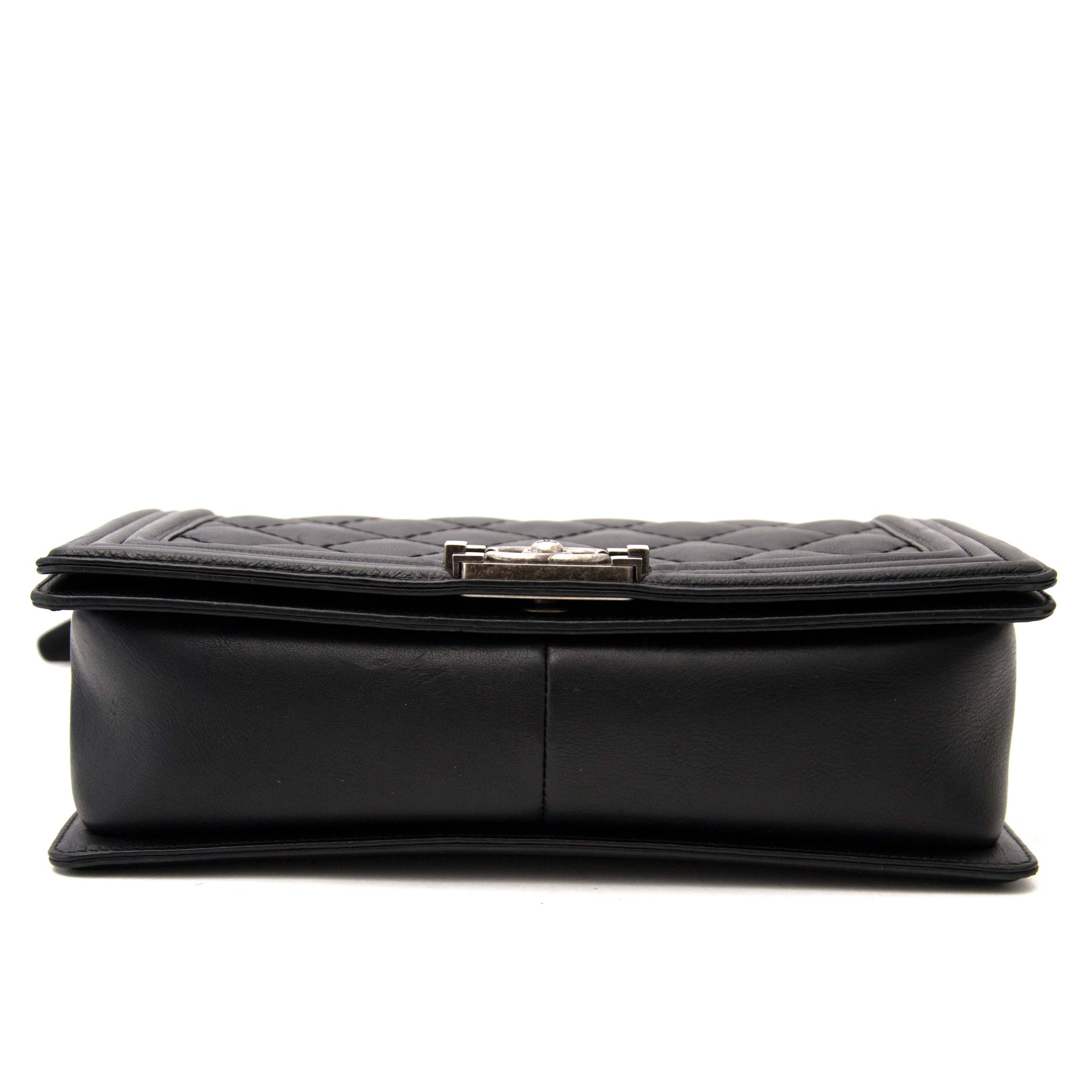 looking for a secondhand as new Chanel Black Double StItched New Medium Boy Bag