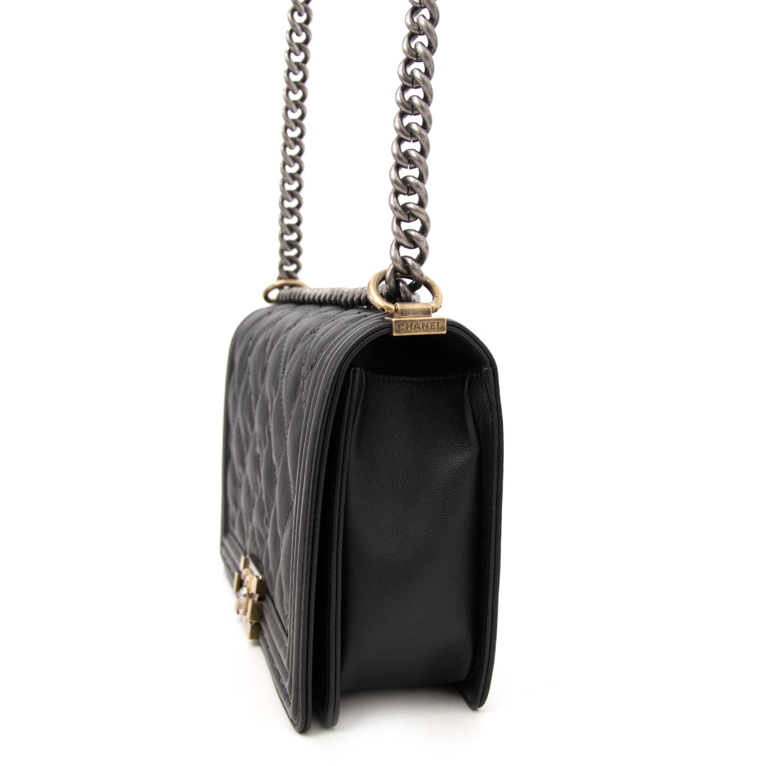 nieuwe chanel boy medium zwart tegen de beste prijs bij labellov.com