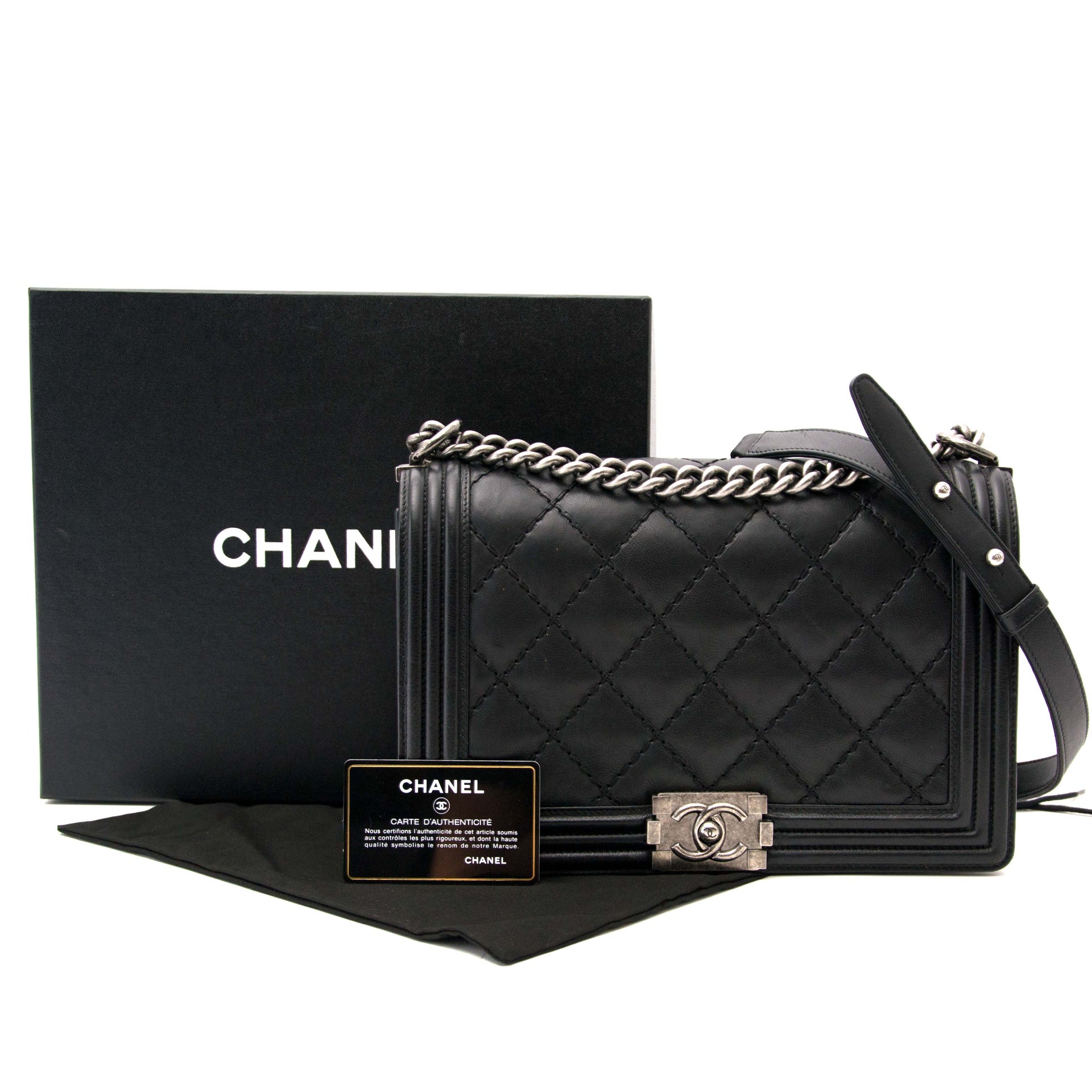 worldwide shipping secondhand Chanel Black Double StItched New Medium Boy Bag