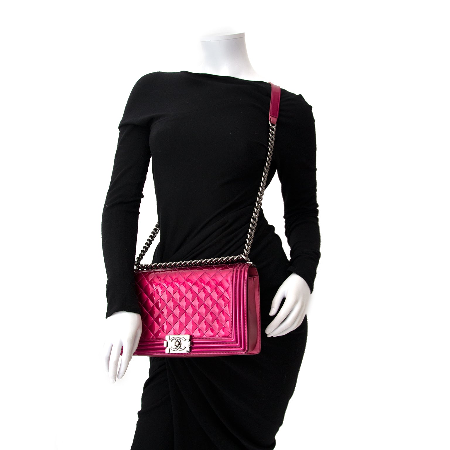 invest in your bag shop safe only your worldwide shipping best price rare limited secondhand sold out limited 2014 collection Chanel Metallic Patent Fuchsia New Medium Boy Bag designer bag at the best price