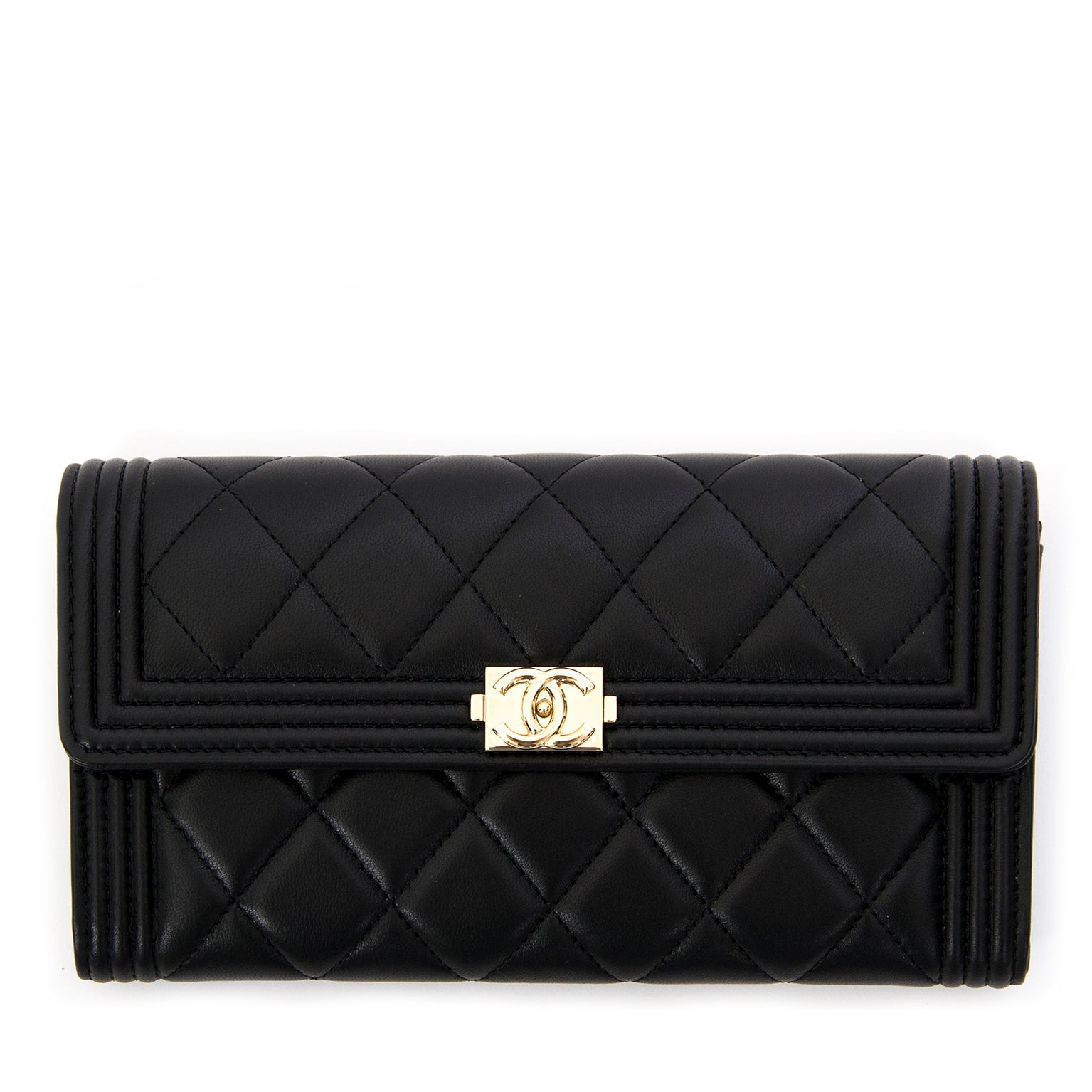 Brand new 100% authentic Brand New Chanel Boy Flap Wallet Lambskin