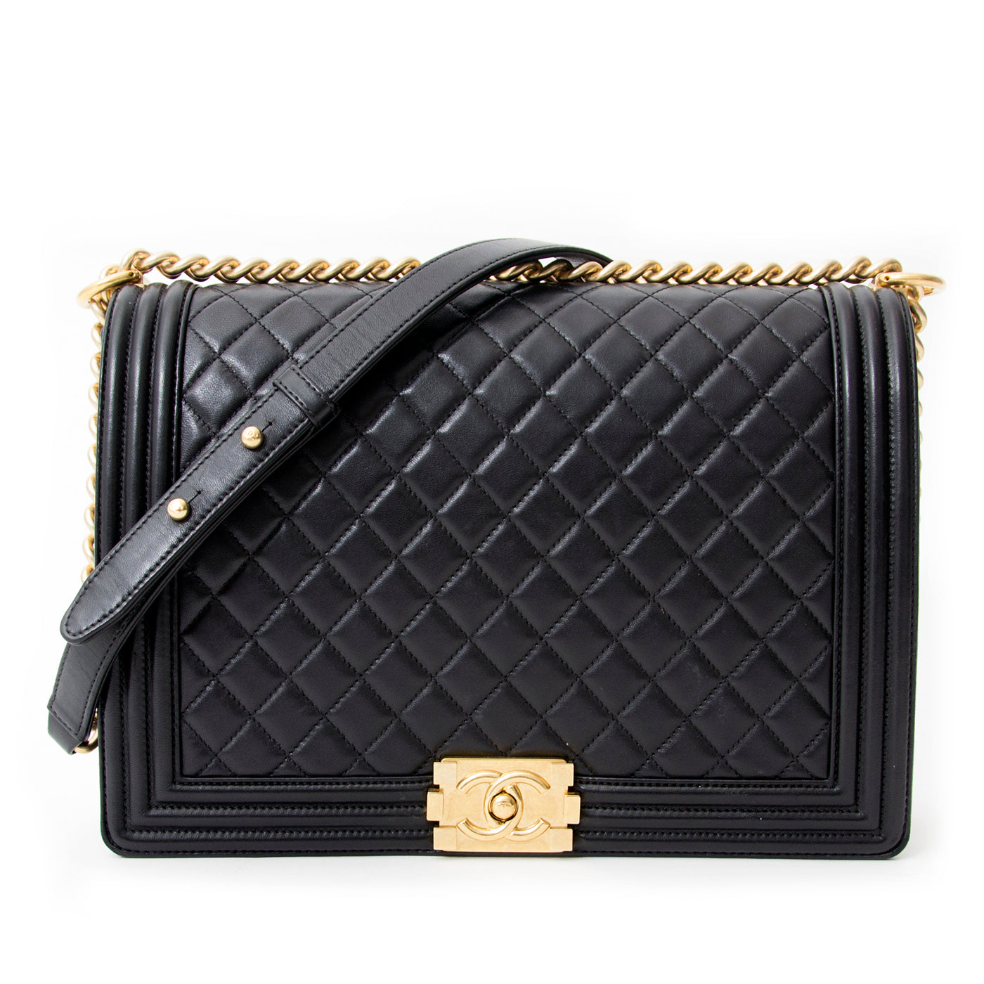 buy safe online secnodhand designer Chanel Large Black Lambskin Boy GHW at the best price wolrdwide shipping