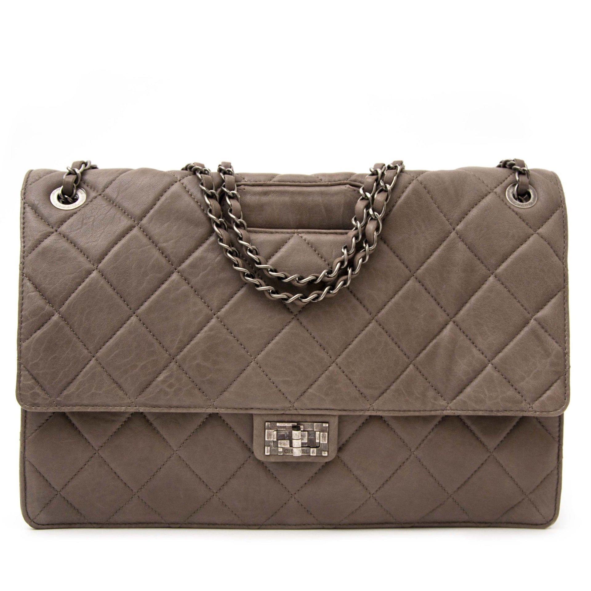 shop safe online aan de beste prijs Chanel Taupe Leather 2 way Handle Flap Bag